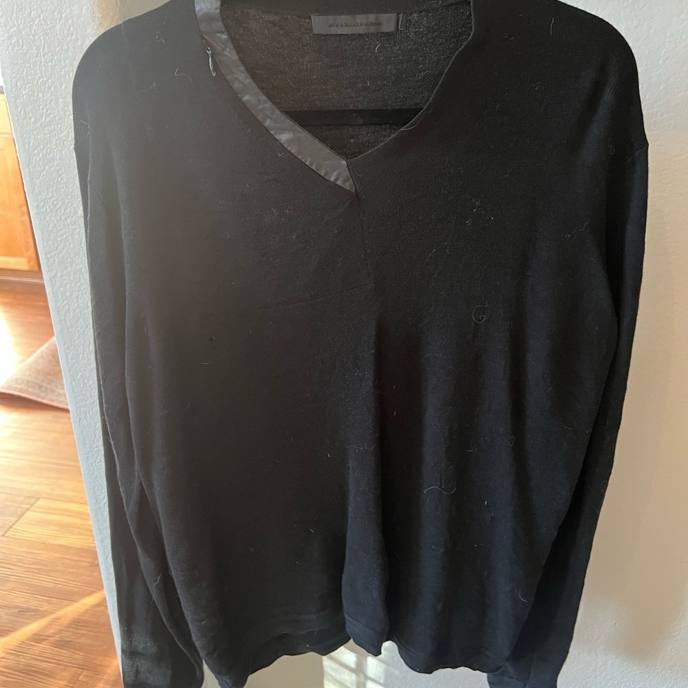Alexander Wang Men's Black V-Neck Sweater